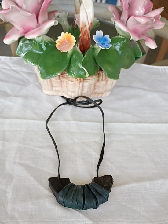 Accessories - Handcrafted Dark Green Statement Necklace Real Leather Peretti Style
